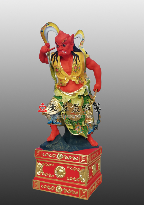 順風(fēng)耳右側(cè)